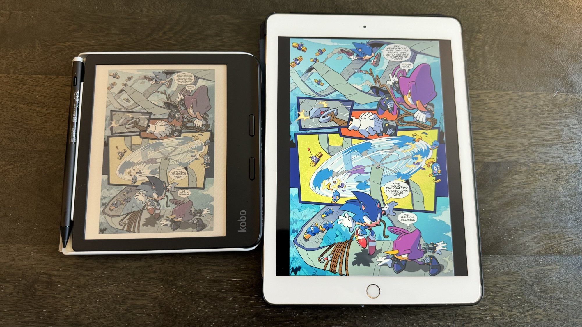 A Sonic комикс «Ежик», отображаемый на Kobo Libra Color и iPad» /> <span class=