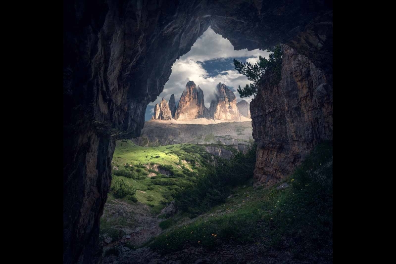 Скачать с Яндекс диска Max Rive - Photoshop Afternoon Light Editing Tutorial (Dolomites Cave)